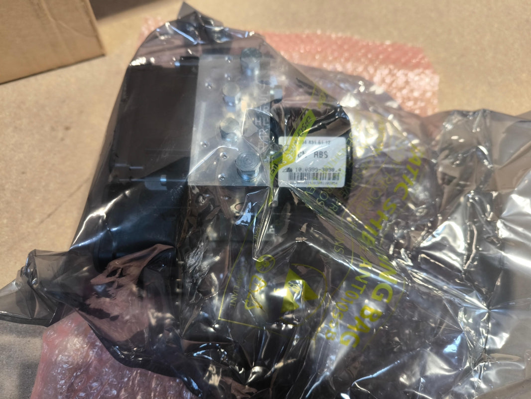 Original MERCEDES-BENZ C-Klasse W204 Bremsanlage Hydraulikaggregat A204431611287