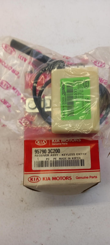 Original KIA Optima Magentis '02-'05 Zentralverriegelung Steuergerät 957903C200