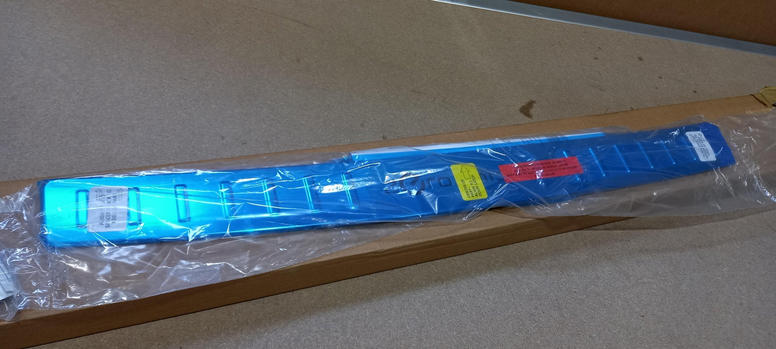 Original OE NISSAN 999B18600C