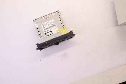 Original AUDI A4 (08-12) A5 (08-11) Multimedia Radio Audio System CD 8T1057186BX