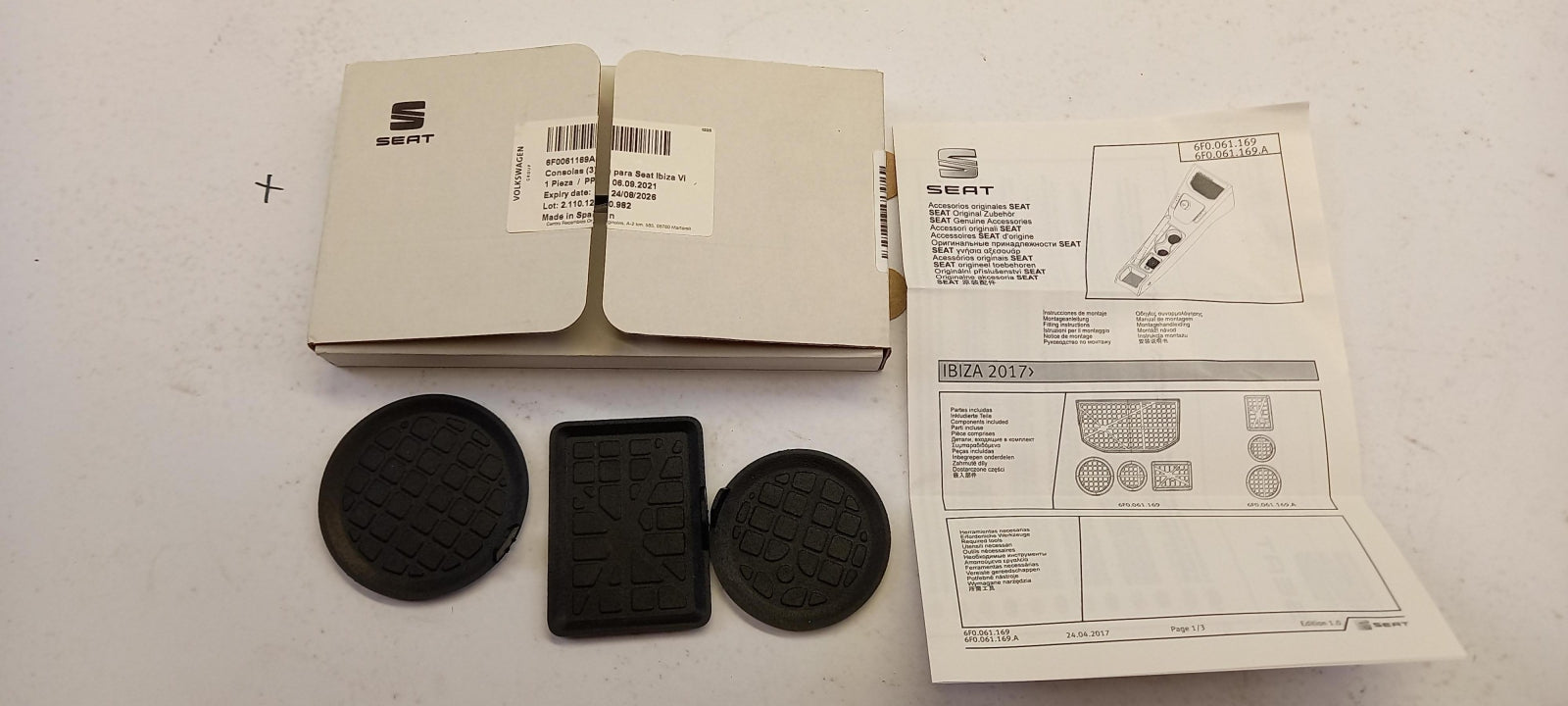 Original SEAT Arona Ibiza Set Matten Mittelkonsole 3-St Rechtslenker 6F0061169A