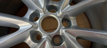 Original JAGUAR XK F-Type 2014-2024 X152 Felge 19x8.5 Tamana Vorne C2P12619