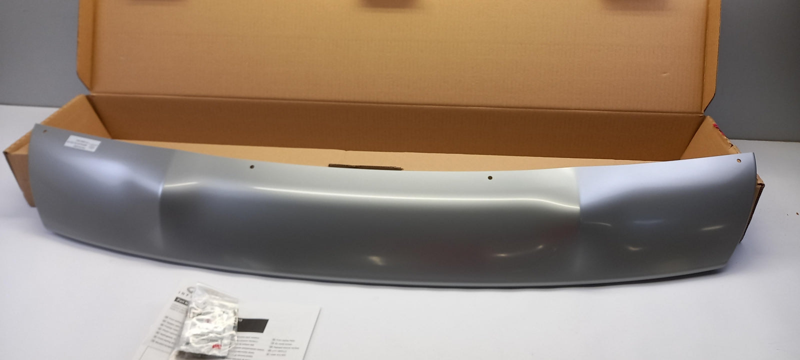 Original INFINITI QX70 2013-2017 Stoßfängerabdeckung hinten KE5401C010