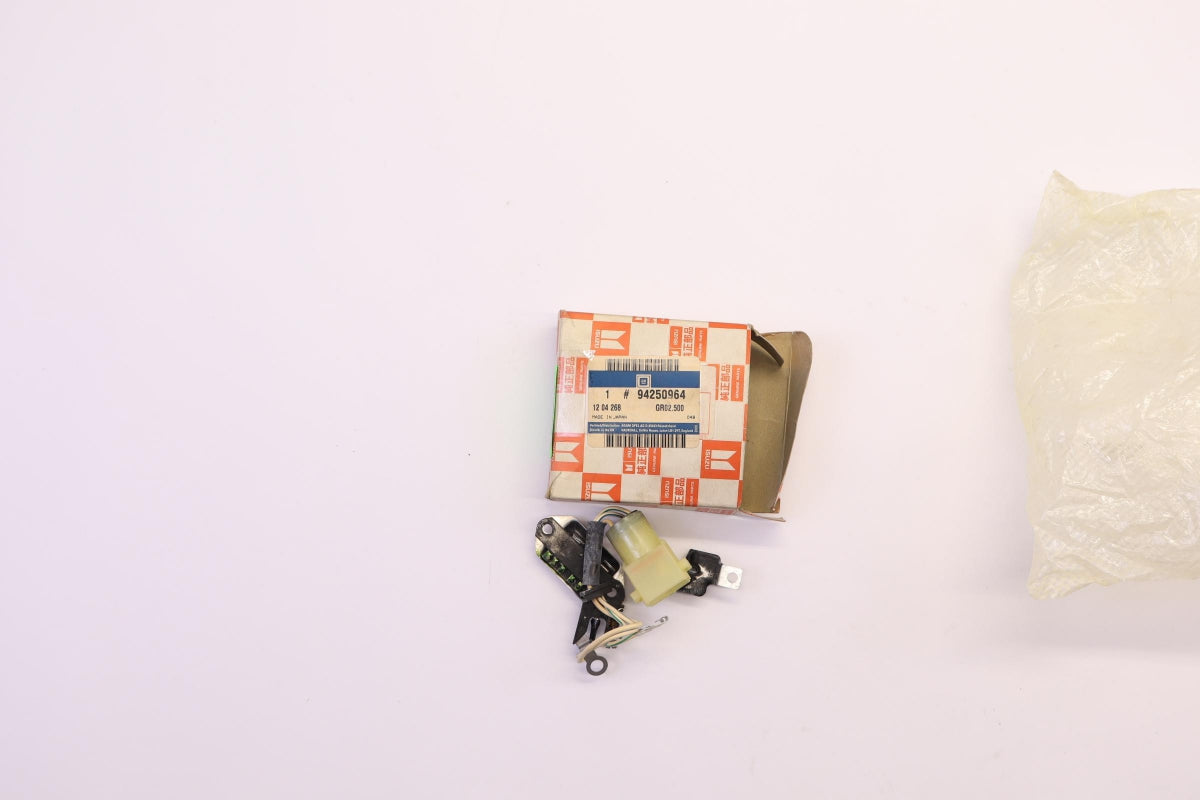 Original OPEL Corsa-B Tigra-A Astra-F Vectra-A Generatorregler 94250964