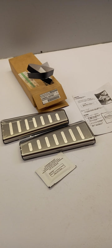 Original NISSAN Micra K13 Stoßstangen Kantenschutz 2-Stück chrom hint H49921HH50