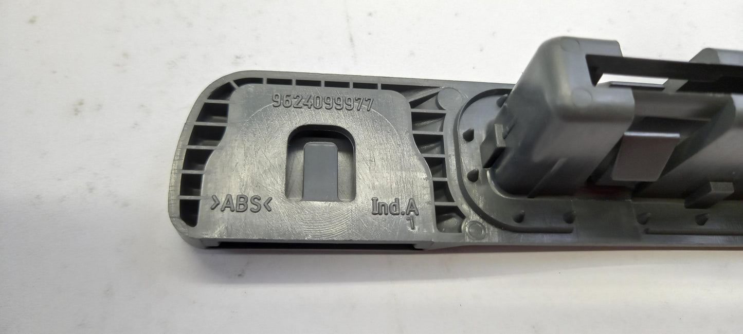 Original CITROEN Berlingo PEUGEOT Partner Abdeckung 8957AF