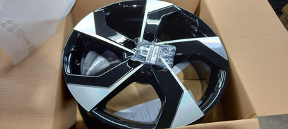 Original OE NISSAN Felge KB409HV200DC