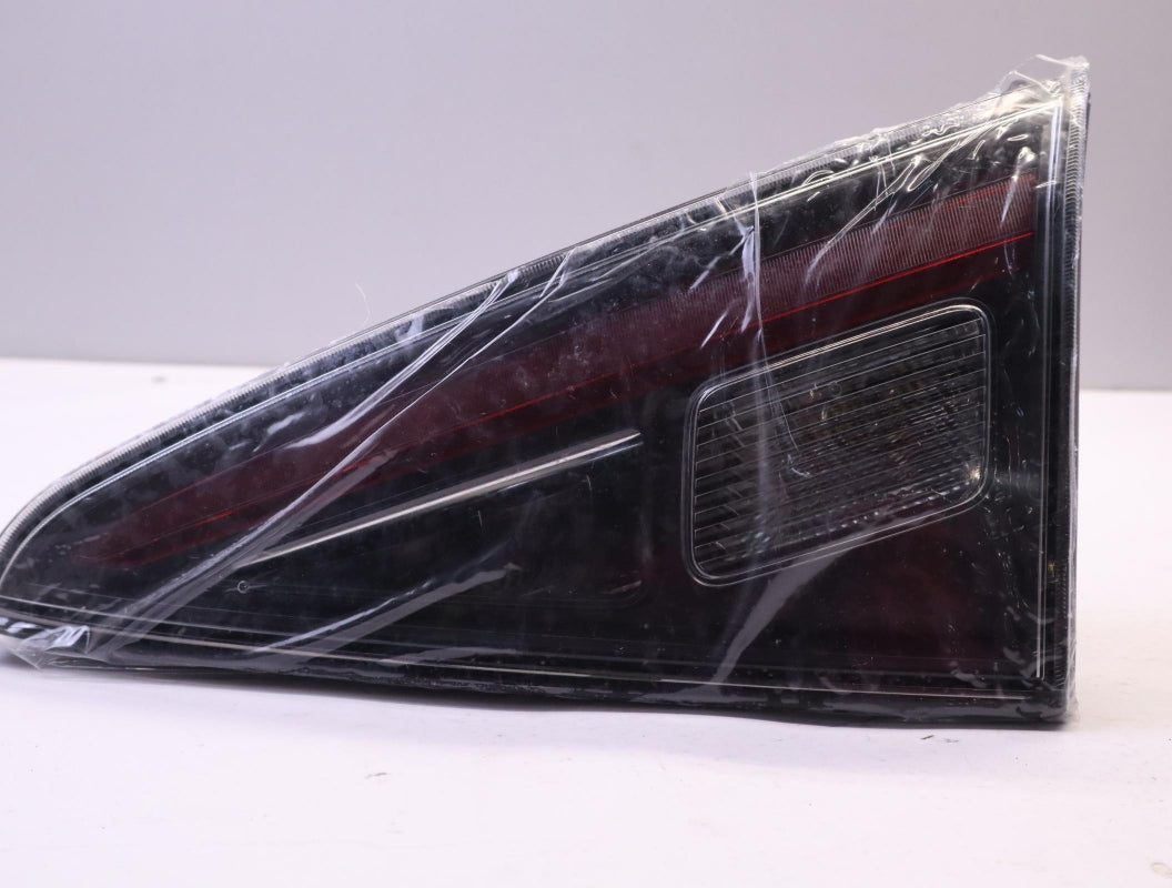 Original OE FIAT Heckleuchte 50572981