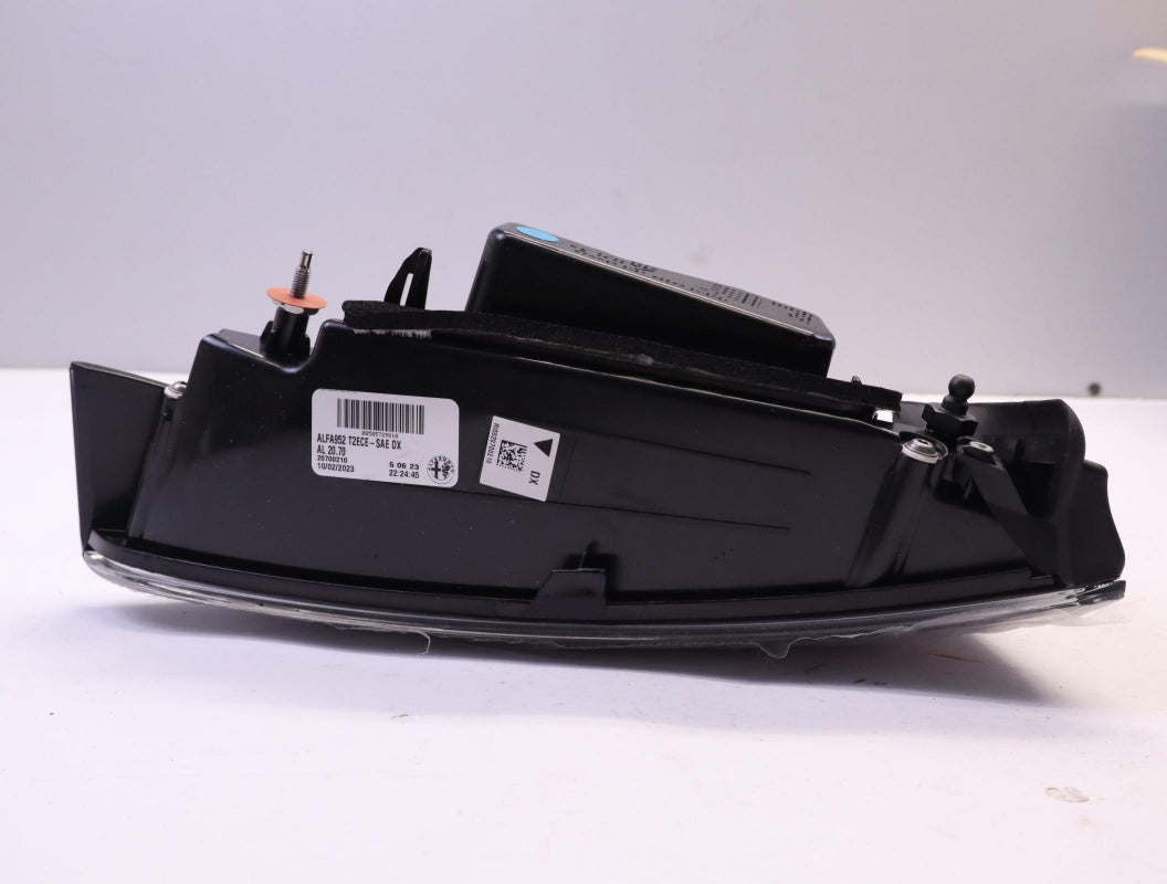 Original OE FIAT Heckleuchte 50572981