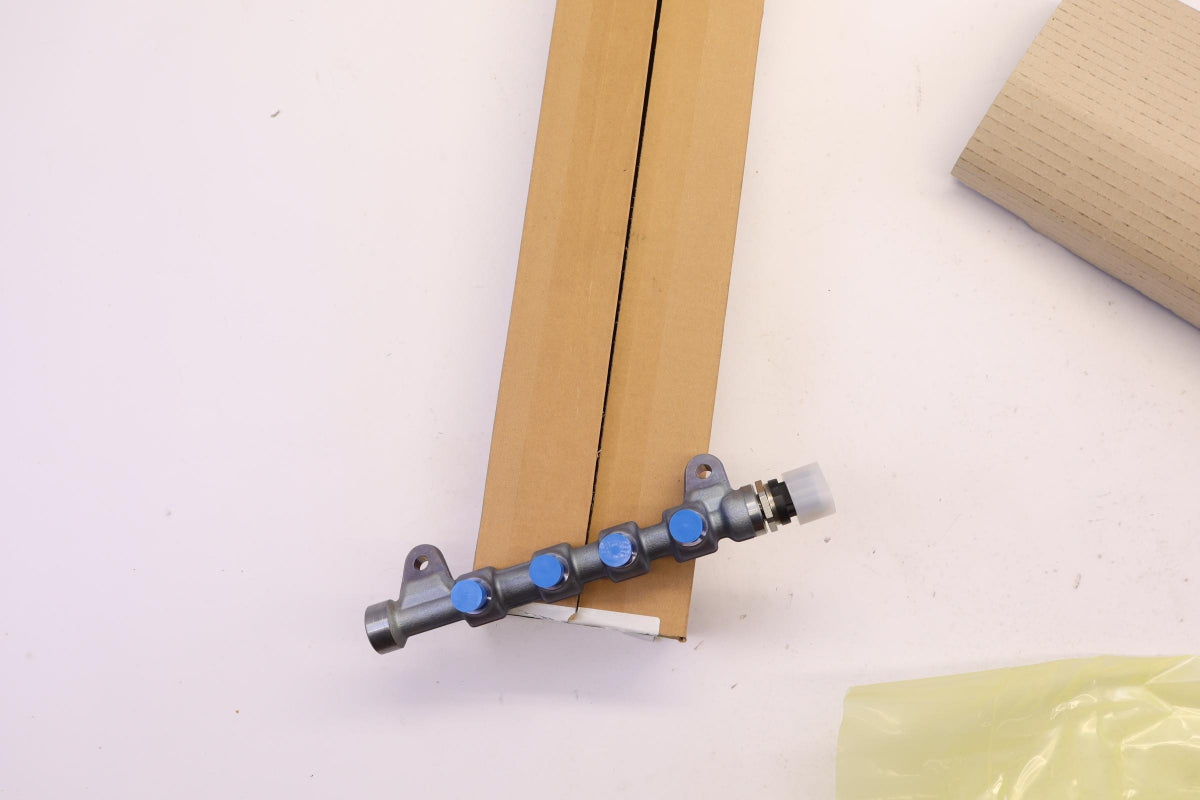 Original OE FIAT Kraftstoff Verteilerrohr 55215208