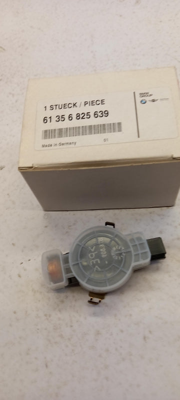 Original OE BMW Sensor 61356825639