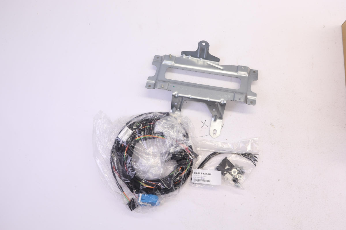 Original OE BMW Nachrüstsatz 65412179540
