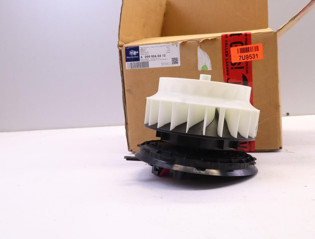 Original MERCEDES-BENZ W205 C253 X253 W213 C238 Gebläsemotor A0999060412