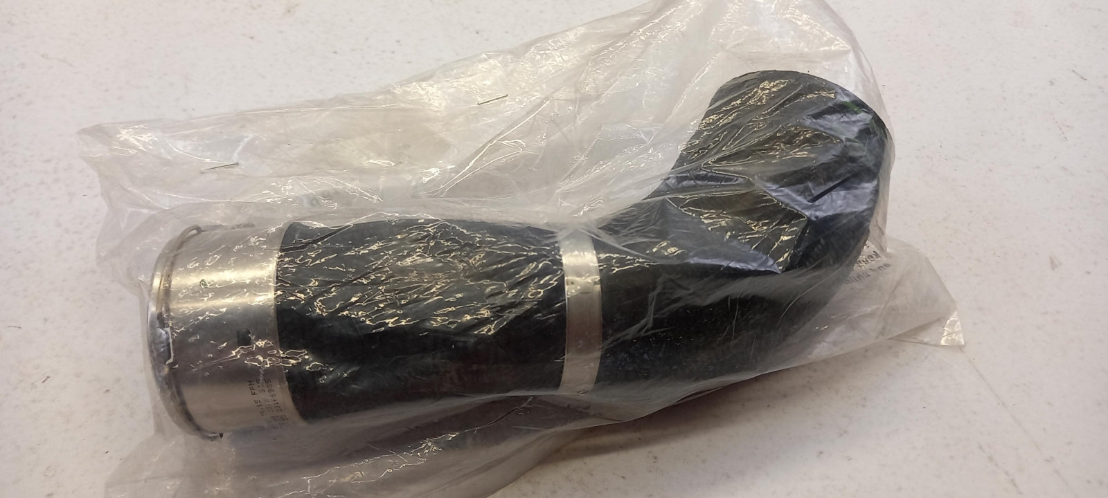 Original OE BMW Ladeluftschlauch 13718613158