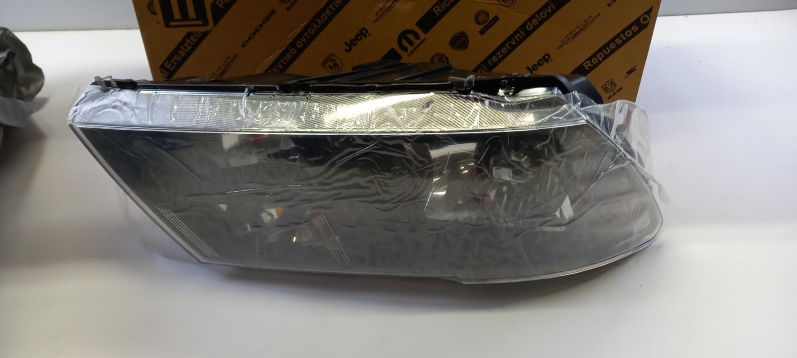 Original DODGE Journey 2014-2019 Hauptscheinwerfer rechts K68227072AB