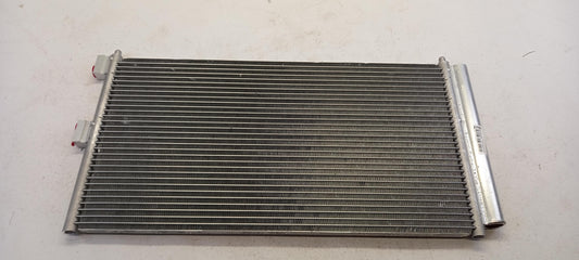 Original FIAT Doblo Idea Punto LANCIA Ypsilon Klimakondensator 6001070975