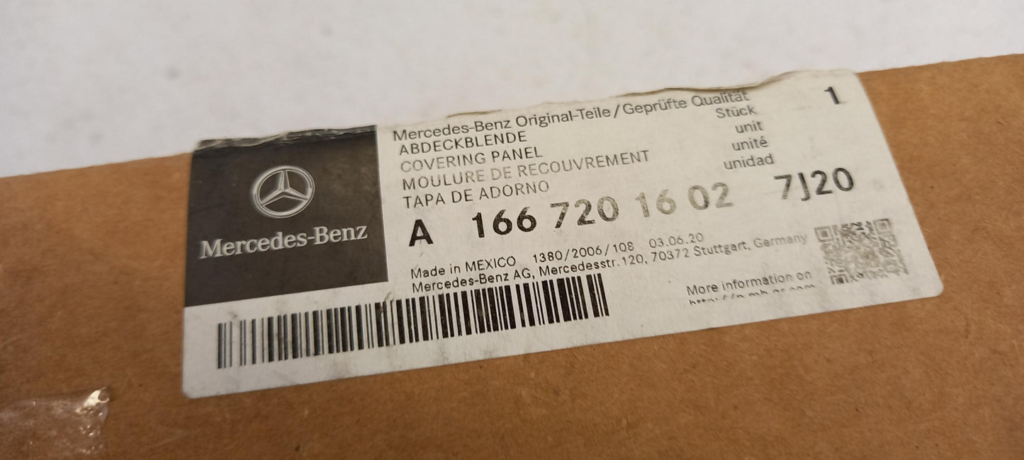Original MERCEDES-BENZ M/GLE W166 Tür Zierblende vorne rechts A16672016027J20