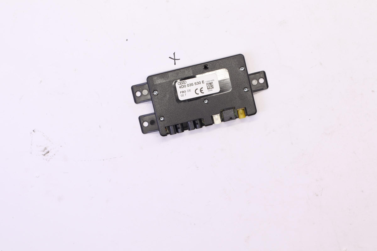 Original AUDI A2 A3 A4 A6 RS6 A8 Umschaltbox für Antennenverstärker 4D0035530E
