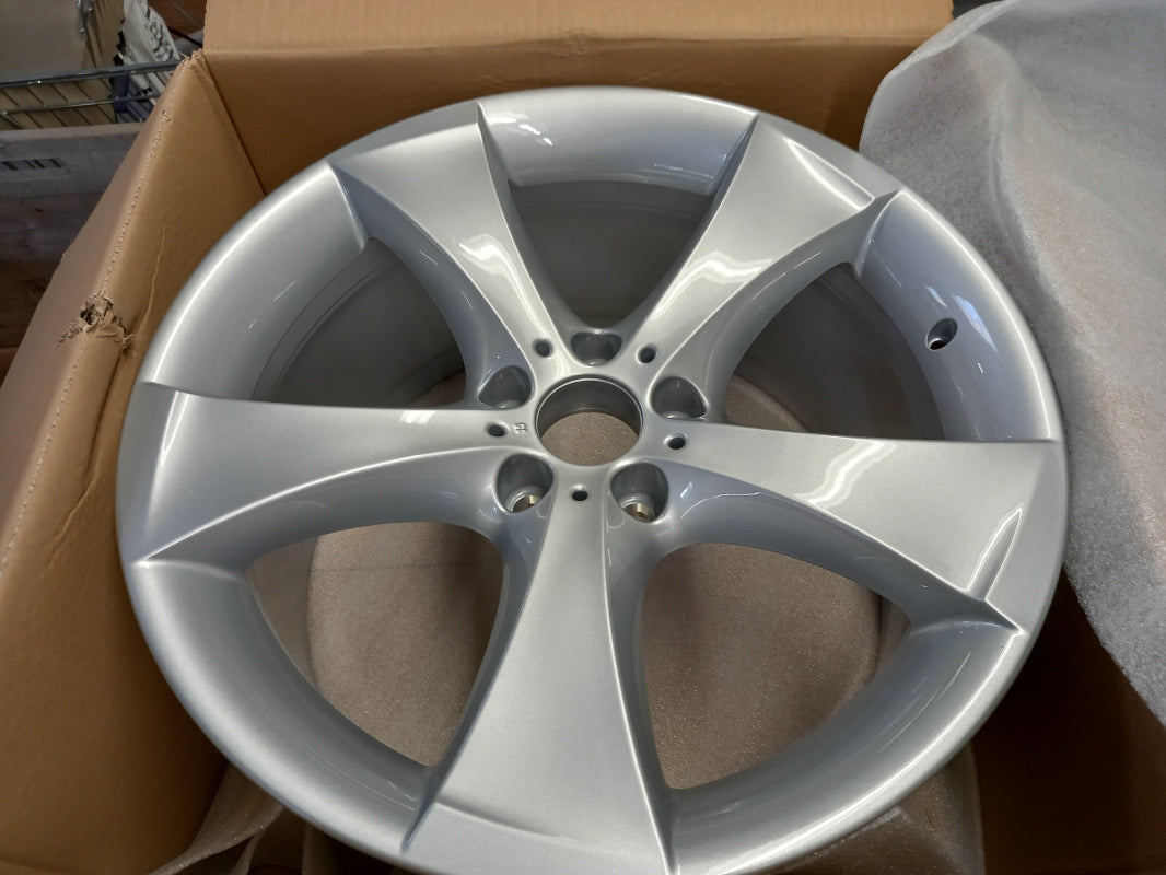 Original OE BMW Felge 36116778588