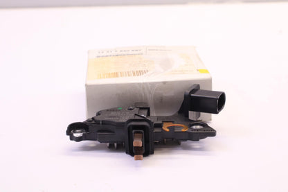 Original OE BMW Generatorregler 12317540657