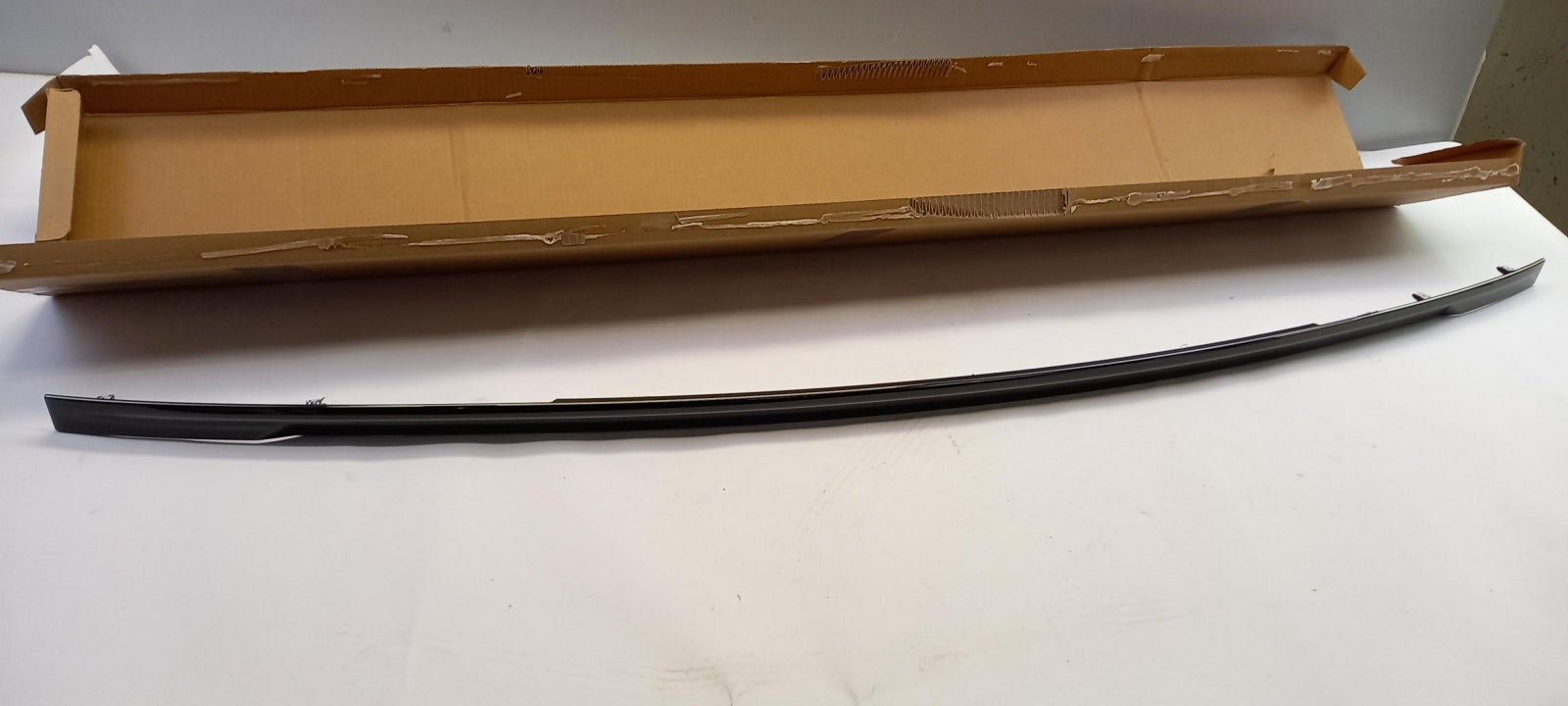 Original OE BMW Heckklappe Zierleiste 51138745726