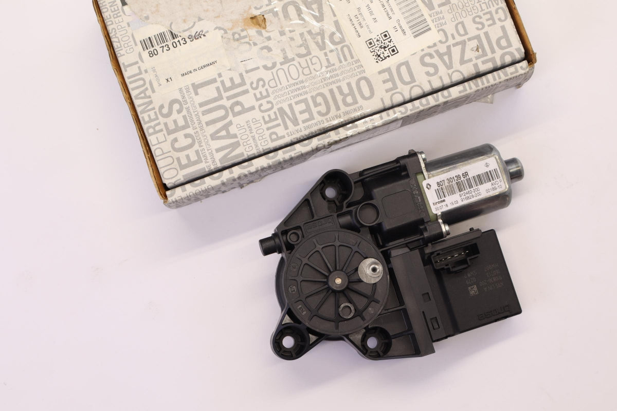 Original RENAULT Megane III Fensterhebermotor vorne rechts 807301396R