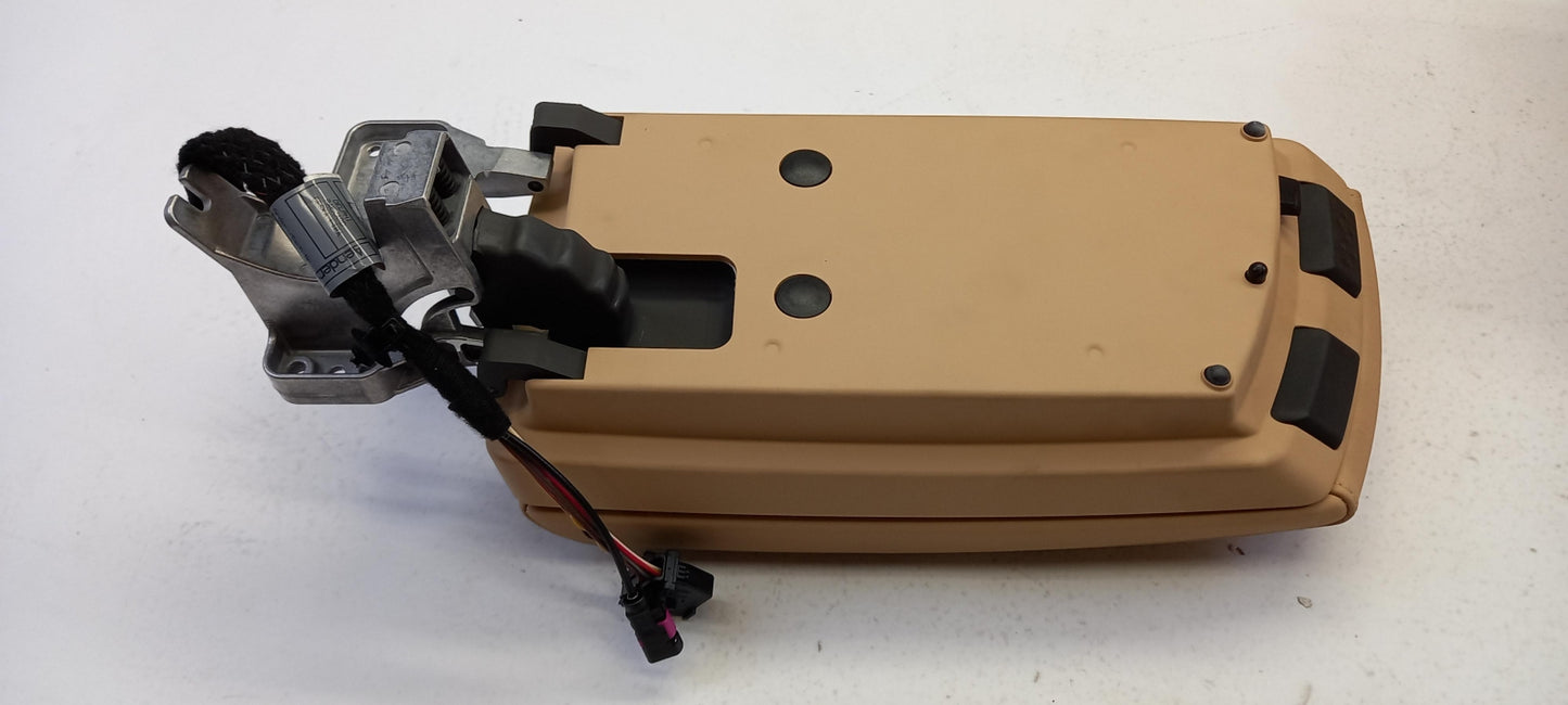 Original BMW X3 E83 LCI Mittelarmlehne Leder sandbeige vorne 51163435762