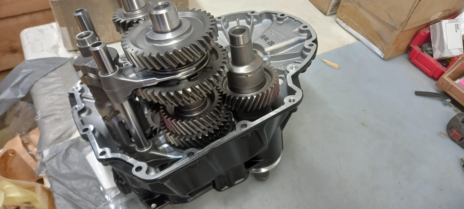 Original BMW Motorrad R 1200 R 1250 6-Gang Schaltgetriebe 23008567244