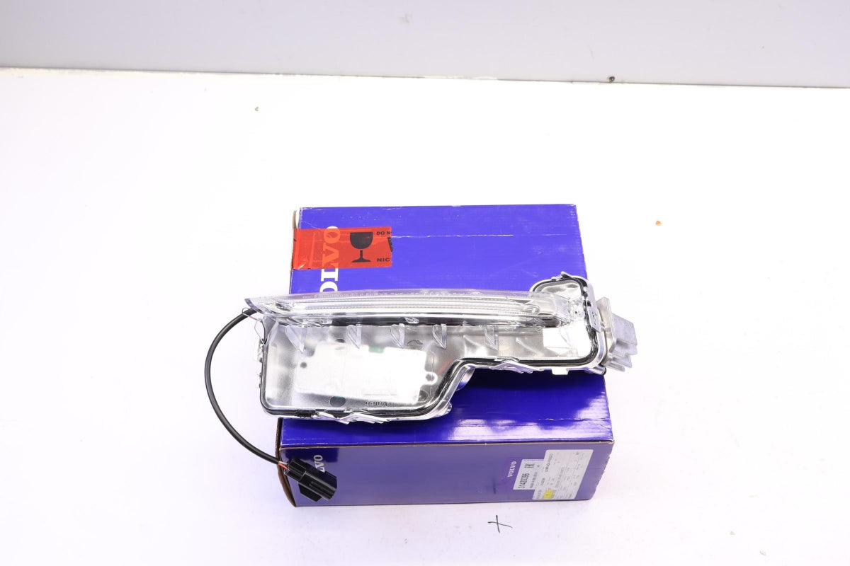 Original VOLVO S60 V60 (2011-2018) LED-Tagfahrlicht rechts 31420396