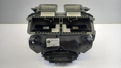 Original OE BMW Heizgehäuse 64119136165