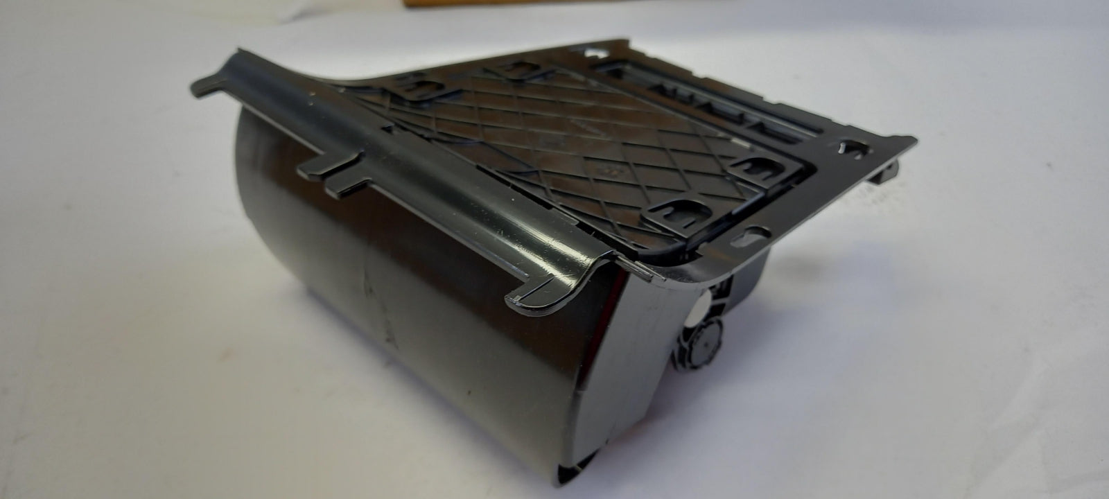 Original VW Golf Getta Eos Aschenbecher 1K08579619B9