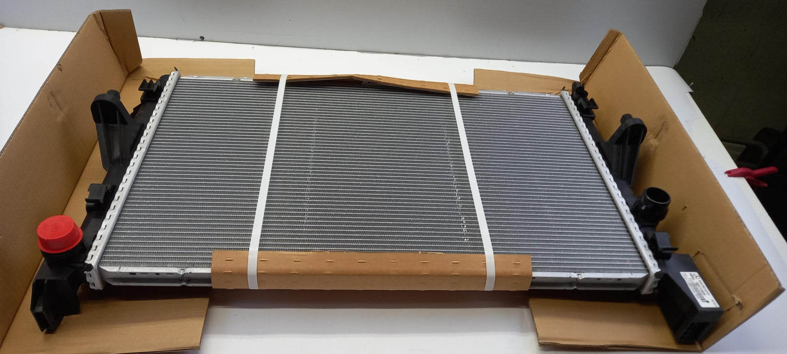 Original OE MERCEDES-BENZ Wasserkühler A4475010101