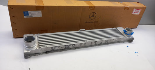 Original OE MERCEDES-BENZ Ladeluftkühler A6395010201