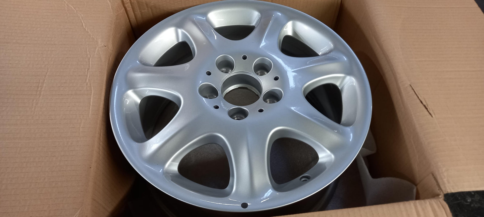Original MERCEDES-BENZ S-klasse W220 Carmenta Alufelge 7.5Jx16 ET46 B6647054464