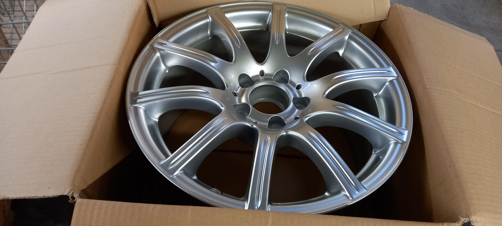 Original OE MERCEDES-BENZ Felge B66470790