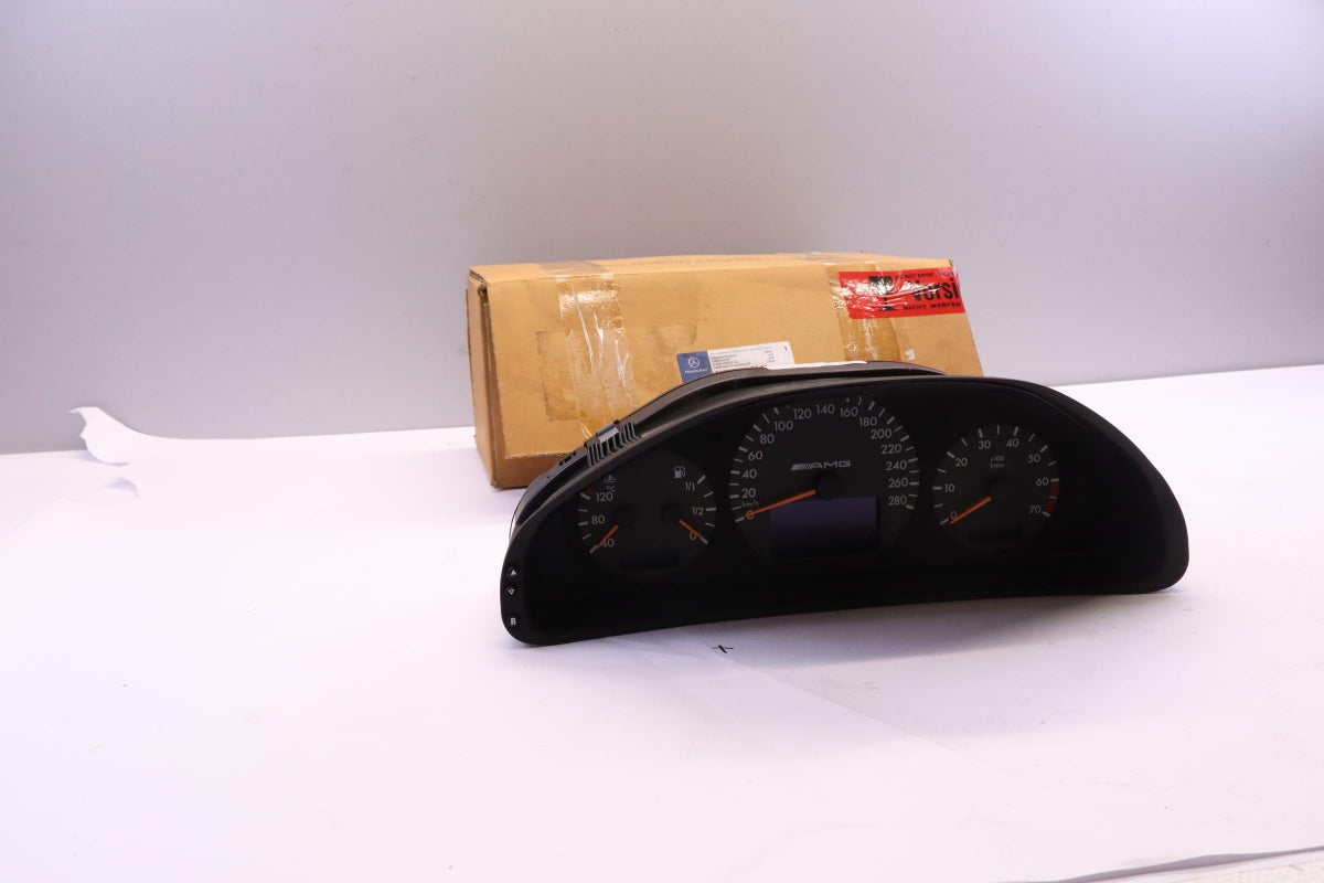 Original OE MERCEDES-BENZ Kombiinstrument A2105403611