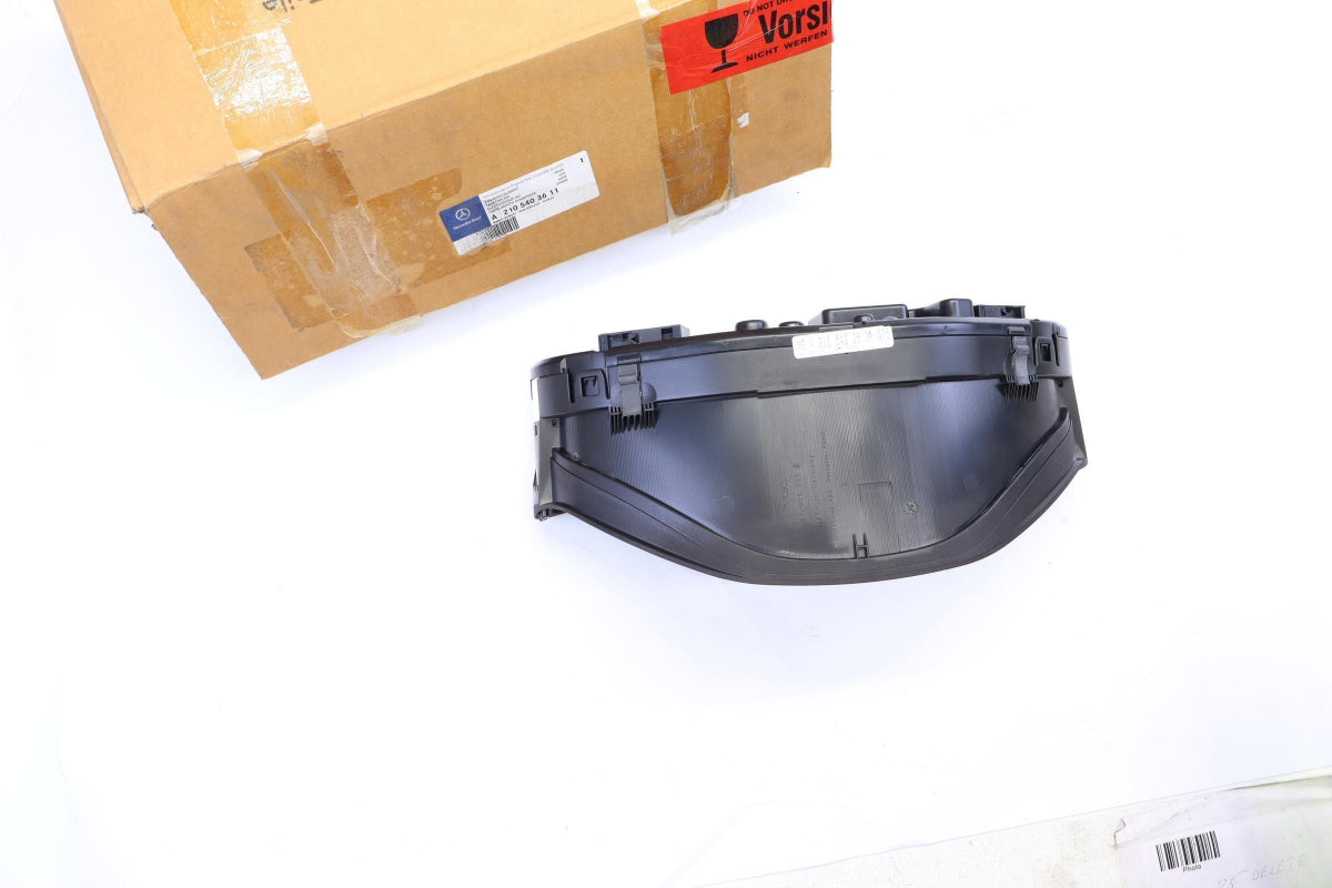 Original OE MERCEDES-BENZ Kombiinstrument A2105403611