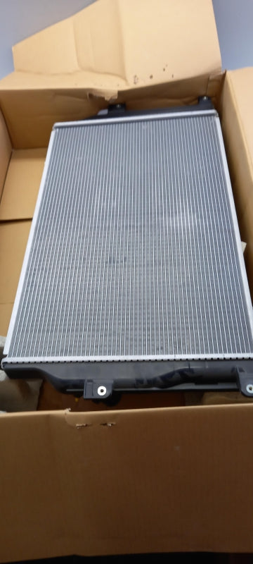 Original OE TOYOTA Wasserkühler 1640026421