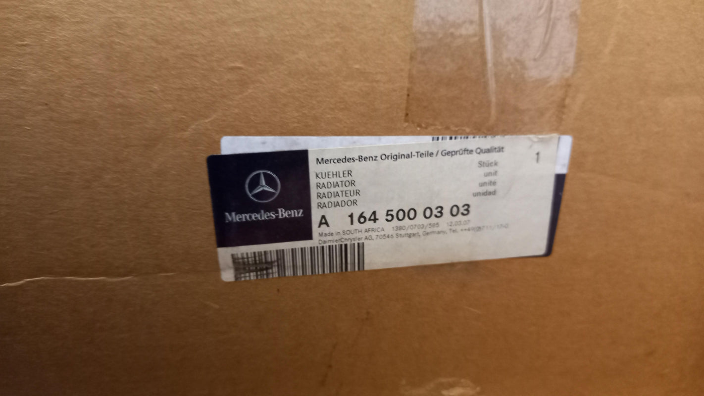 Original MERCEDES-BENZ ML- Klasse R-Klasse Wasserkühler A1645000303