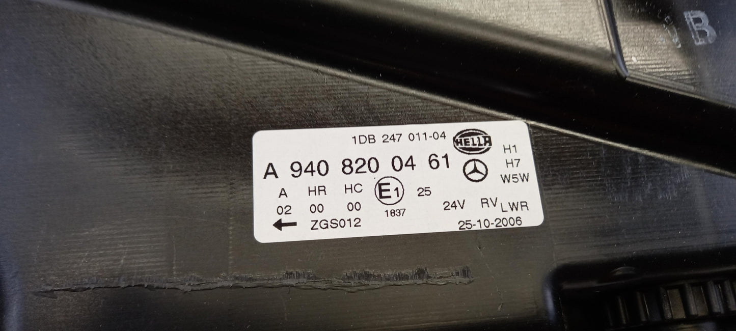 Original OE MERCEDES-BENZ Scheinwerfer A9408200461