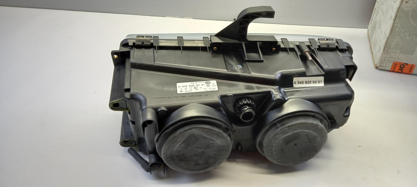 Original MERCEDES-BENZ Axor MP2 Scheinwerfer Rechts A9408200461