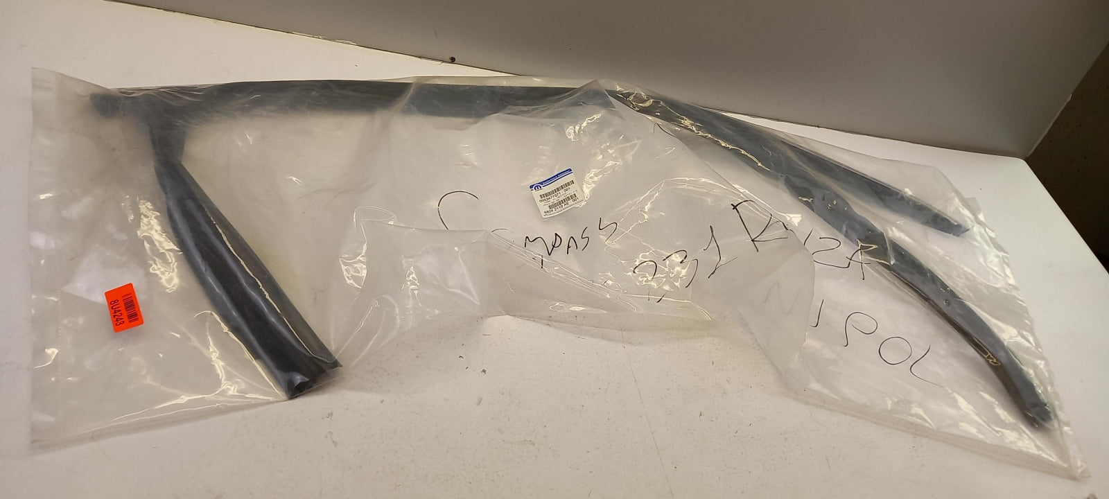 Original OE FIAT Fensterführungsschiene 53477371