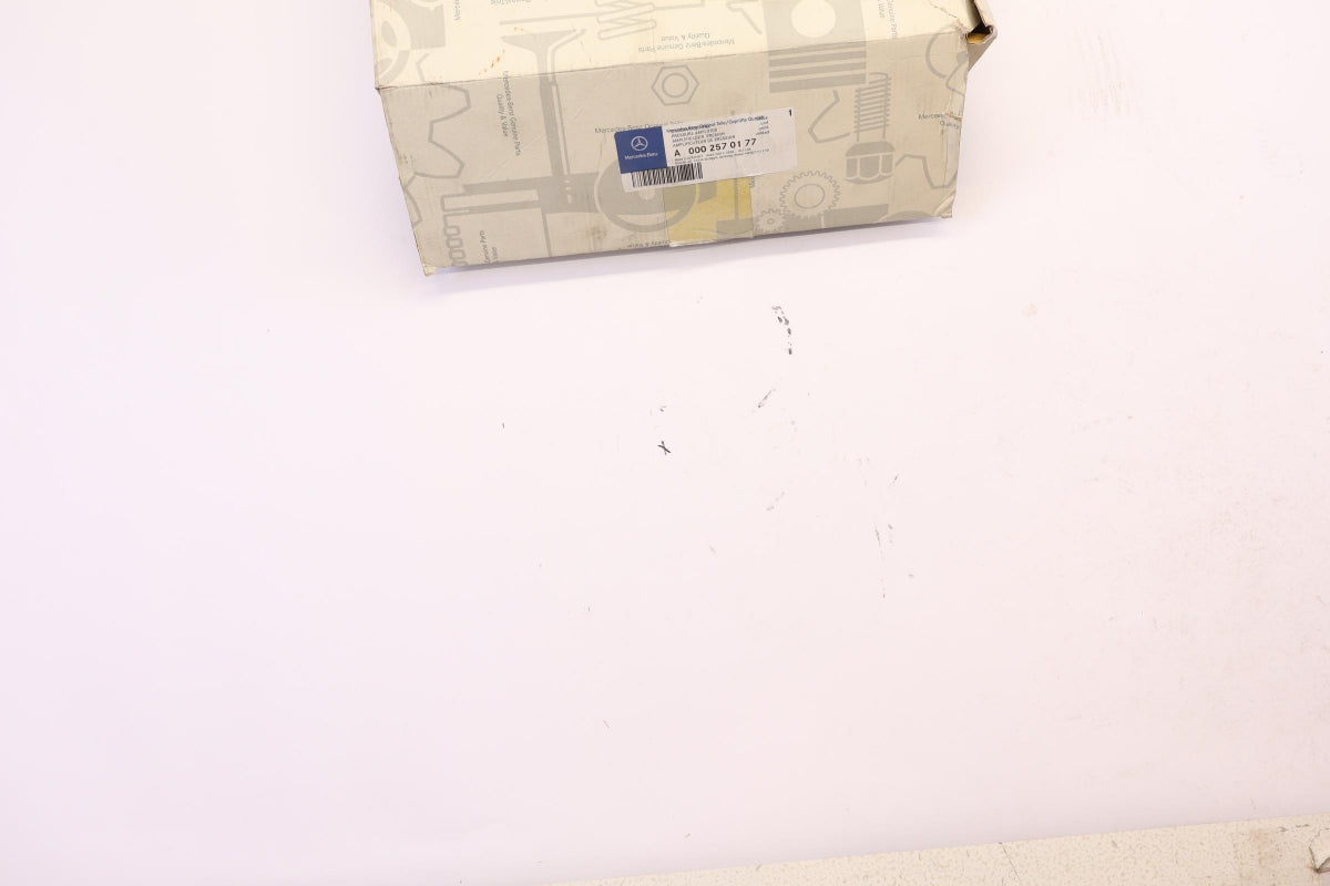 Original MERCEDES-BENZ Actros Atego Axor Kupplungsverstärker A0002570177