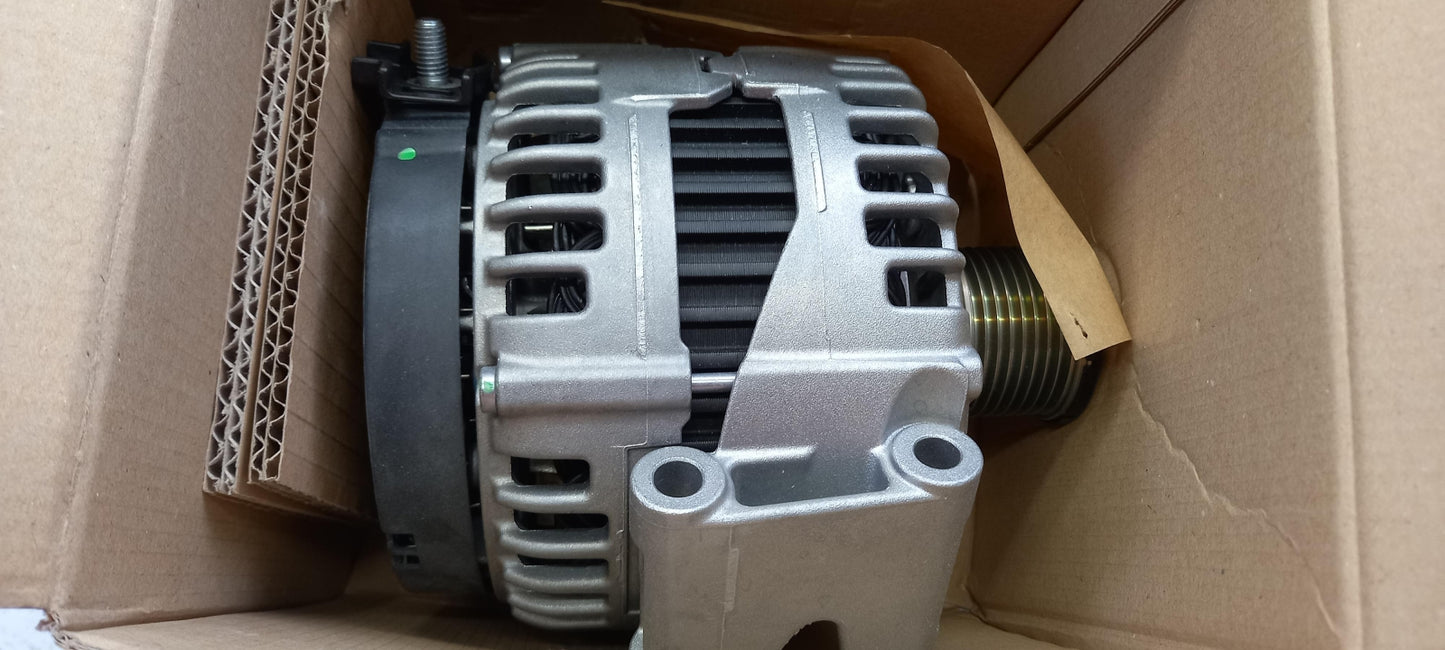 Original OE MERCEDES-BENZ Lichtmaschine A013154090280
