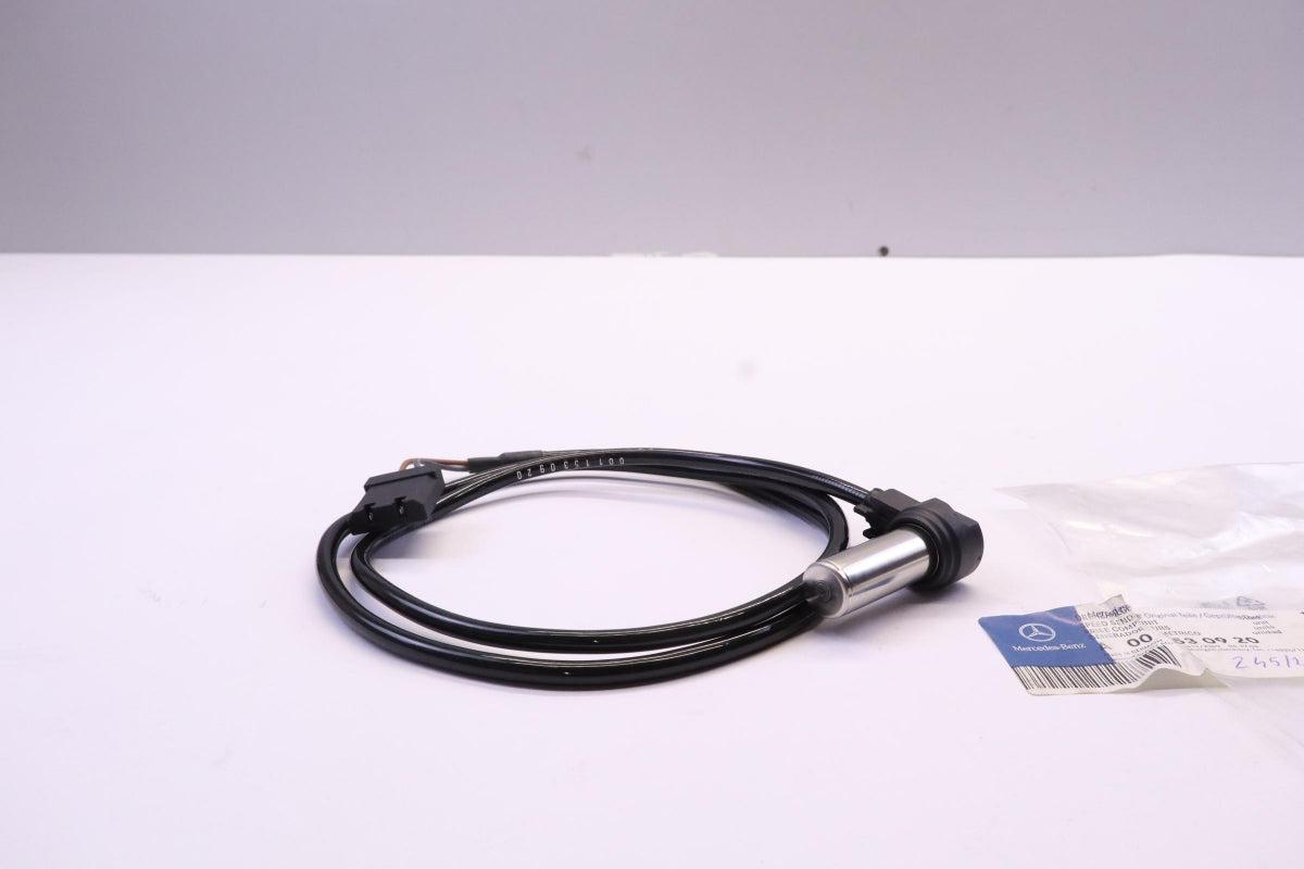 Original MERCEDES-BENZ LKW OM906LA Geschwindigkeitssensor A0011530920