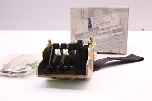 Original OE MERCEDES-BENZ A0018205126