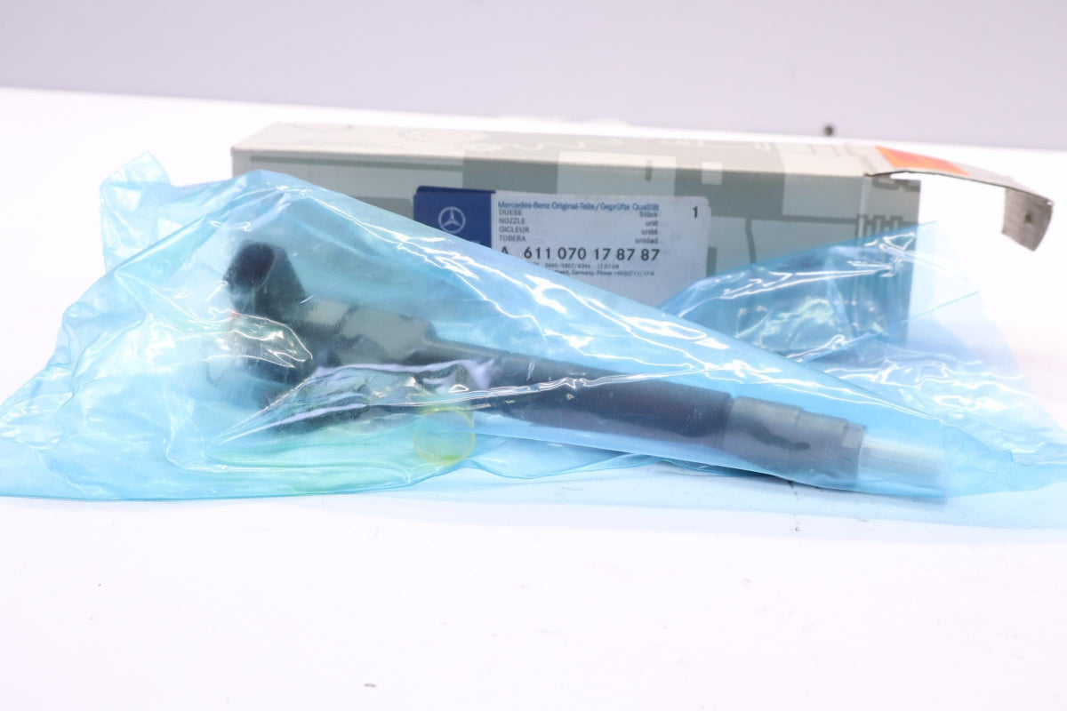 Original OE MERCEDES-BENZ Injektor Düse A611070178787