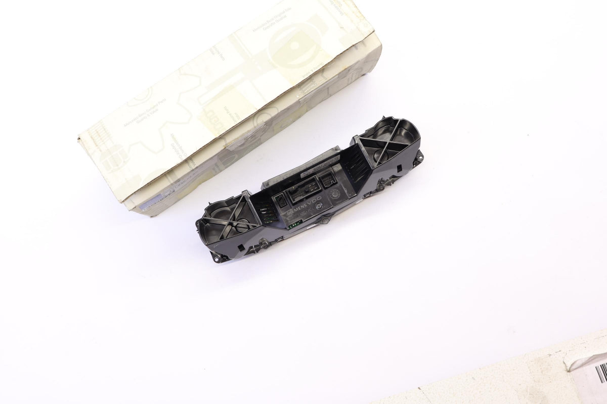 Original MERCEDES-BENZ E-klasse W211 S211 Heizungsbetätigung A2118302390