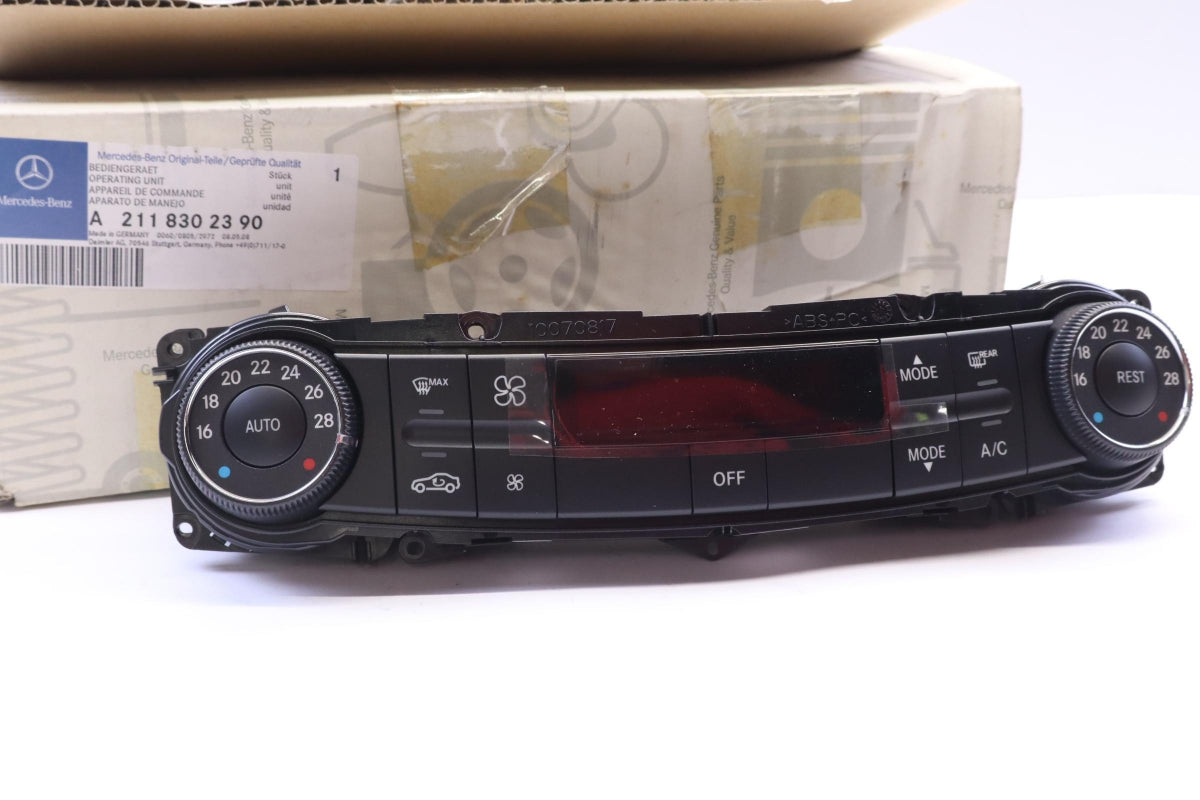 Original MERCEDES-BENZ E-klasse W211 S211 Heizungsbetätigung A2118302390