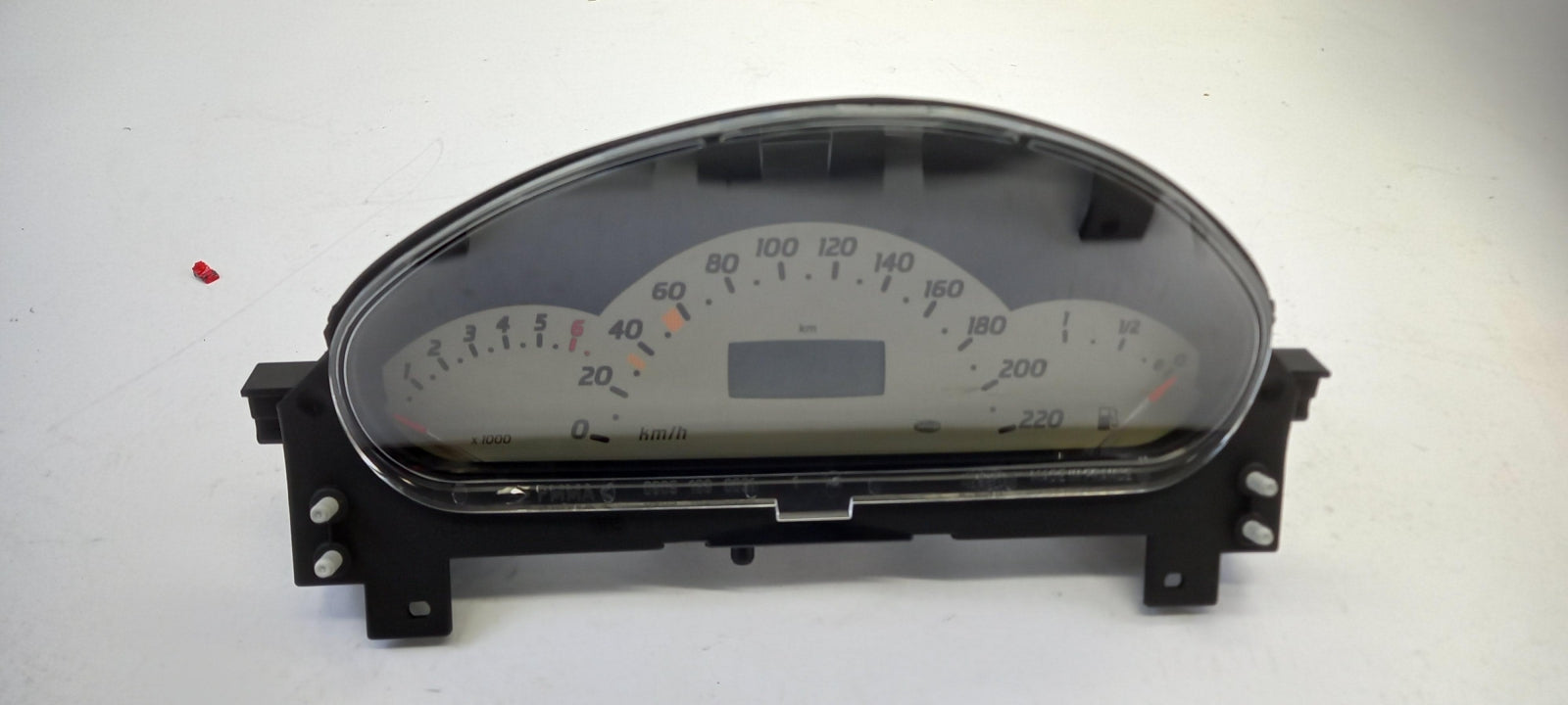 Original MERCEDES-BENZ A-klasse W168 Kombiinstrument A1685400647